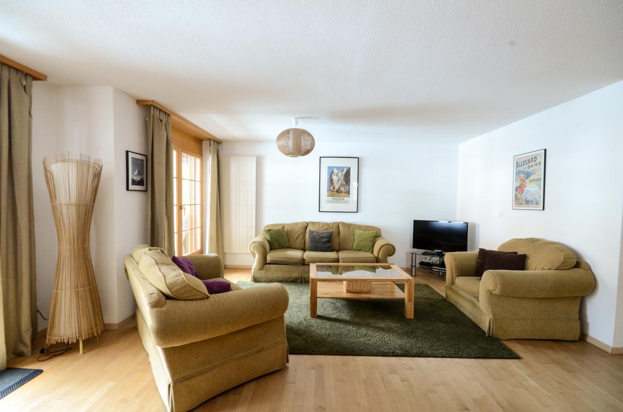 Luxury Family Apartment เลาเทอร์บรุนเนน ภายนอก รูปภาพ